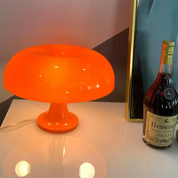 Современная итальянская дизайнерская светодиодная настольная лампа в виде гриба для прикроватной тумбочки в спальне отеля Освещение для гостиной Минималистичные настольные лампы